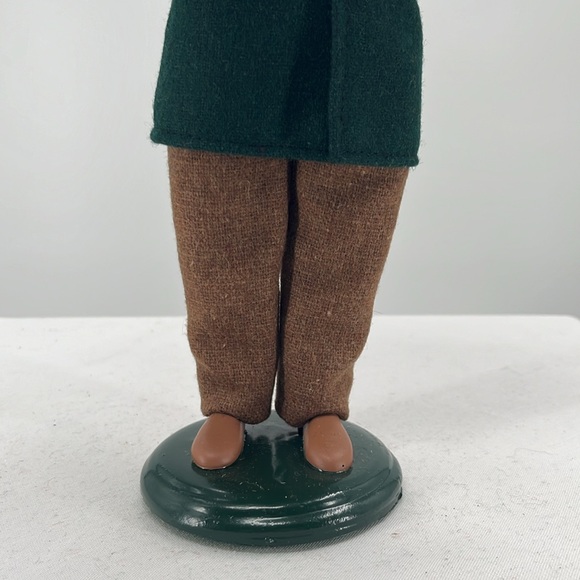 Byers Choice Caroler “Family with Gingerbread - Man”...